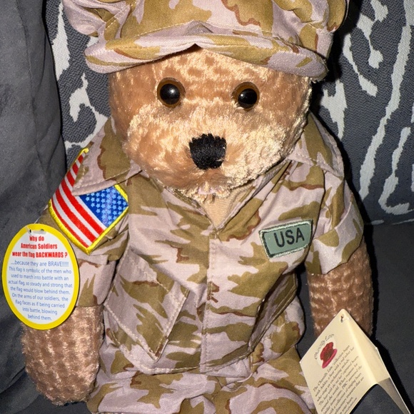 Chantilly Lane Musical Bears - US Military Desert Fatigue Bear - Picture 1 of 7